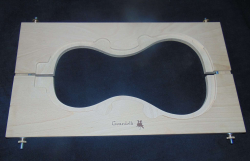 29415 GUARDELLI VIOLIN MAKING MOLD, LEATHER PADDED