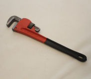 IM-W118 PIPE WRENCH 18"