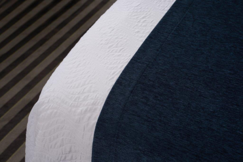  Shadow Chenille Bed Scarves - Navy (Overstock)