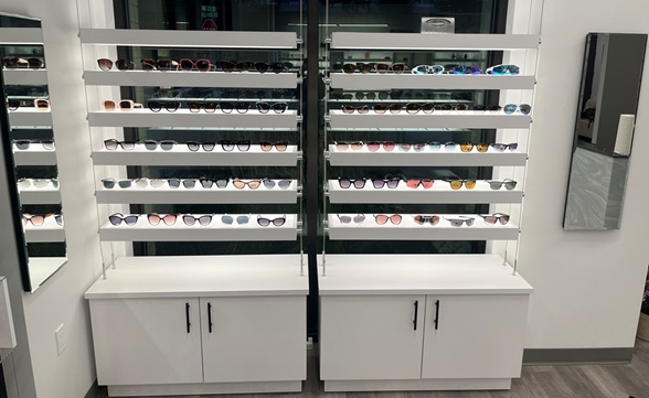 lit window display for eyeglasses, sunglass window display, LED shelf window display