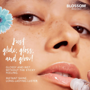 Blossom Moisturizing Roll-on Lip Gloss - Toasted Marshmallow