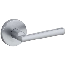 Kwikset Signature Contemporary Montreal Round Rose Grade 2 Lever Set