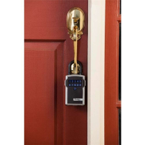 Master Lock 5440EC Bluetooth Portable Key Lock Box
