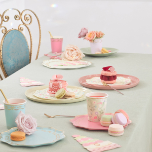 Ladur&eacute;e Paris Floral Cups|Meri Meri