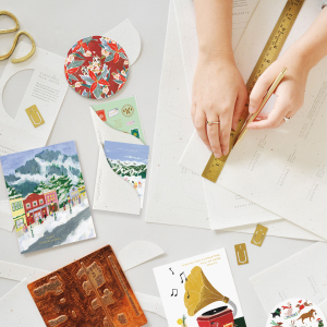 Skiing Pups Holiday Mini Card|Seedlings