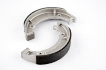 YAMAHA 250-600 REAR BRAKE SHOES