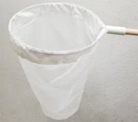 15" POLYESTER NET W/ VELCRO, 1" WOOD HANDLE