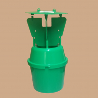 BUCKET TRAP, GREEN W/ VANES, 2/CS