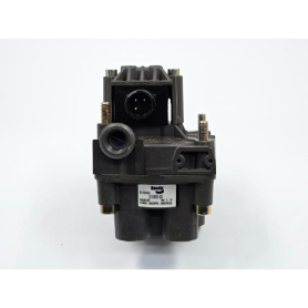 BENDIX RELAY VALVE AND ECU