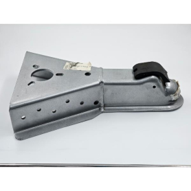 FEATHERLITE COUPLER A-FRAME 2-5/16" 21K BOLT-ON