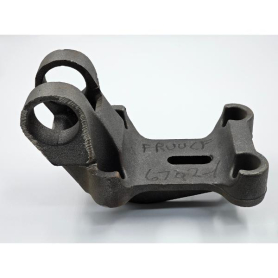 FRUEHAUF AXLE BRACKET