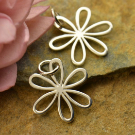 Sterling Silver Daisy Charm - Flower Charm - Medium 19x14mm