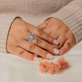 Sterling Silver Detailed Cat Face Ring on hands
