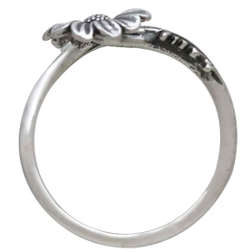 Adjustable Daisy Ring - April Birth Flower Top View