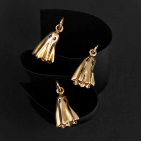 Bronze 3D Ghost Charm 17x8mm