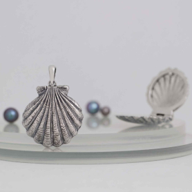 Luxe Silver Plate Shell Lockets