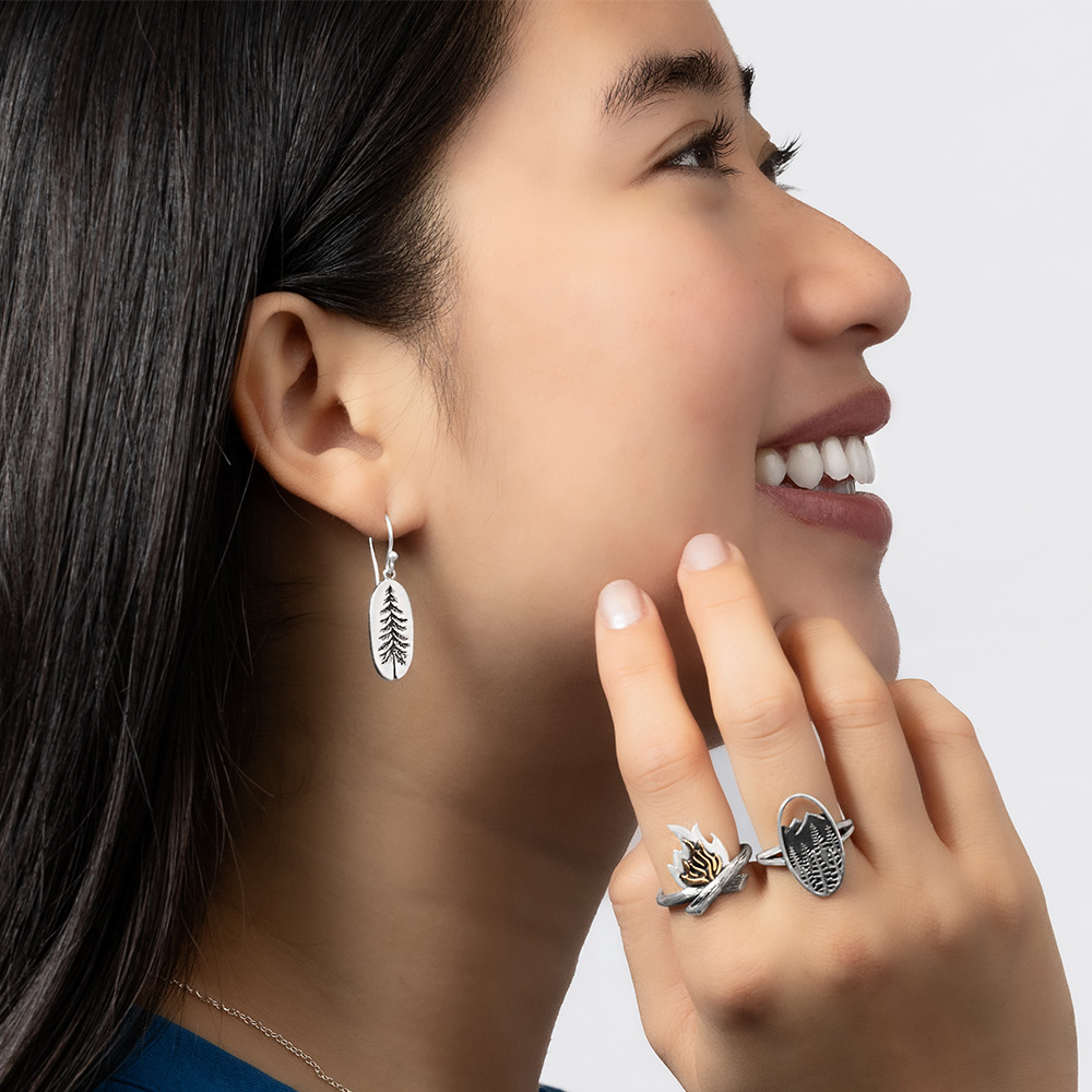 Women wearing Silver Jewelry