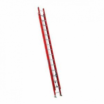 LOUISVILLE 32' FG EXTENSION LADDER,TYPE 1A,300LB