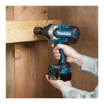 MAKITA 18V LXT 1/2" IMPACT WRENCH (TOOL ONLY)