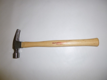 IM-H111 #1 FRAMING HAMMER 24 OZ HICKORY HANDLE