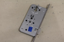 Lock body - right, Cylinder (d