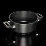 AMT A1228 Casserole Pan, 28cm Diameter.