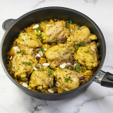 AMT A724 Braise Pan with Long Handle, Non-Induction.