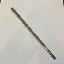 R&Egrave;GLE DE PORT&Eacute;E EN ACIER