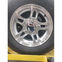 Tire- 14x5.5- 4.5 1760# Alum