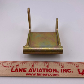 IDLER ASSY W/BUSHING - TRIM - STAB