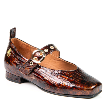 ELEONORE BROWN 37